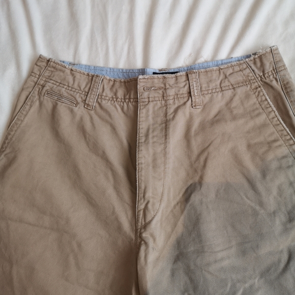 3/$25⭐AE khaki shorts - Picture 2 of 6